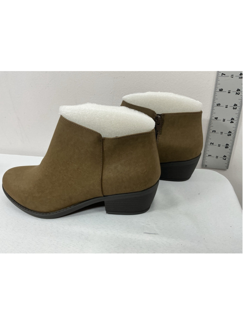 Womans New In Box Soda Massen Ankle Boots Size 6 Chocolate Color - Picture 3 of 6